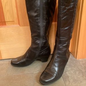 Clarks Artisan Slim Leather Boots